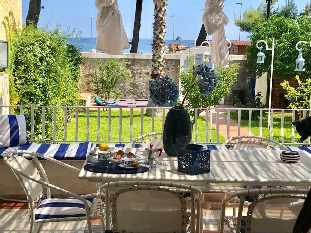 Villa Del Melograno Patti Buitenkant foto