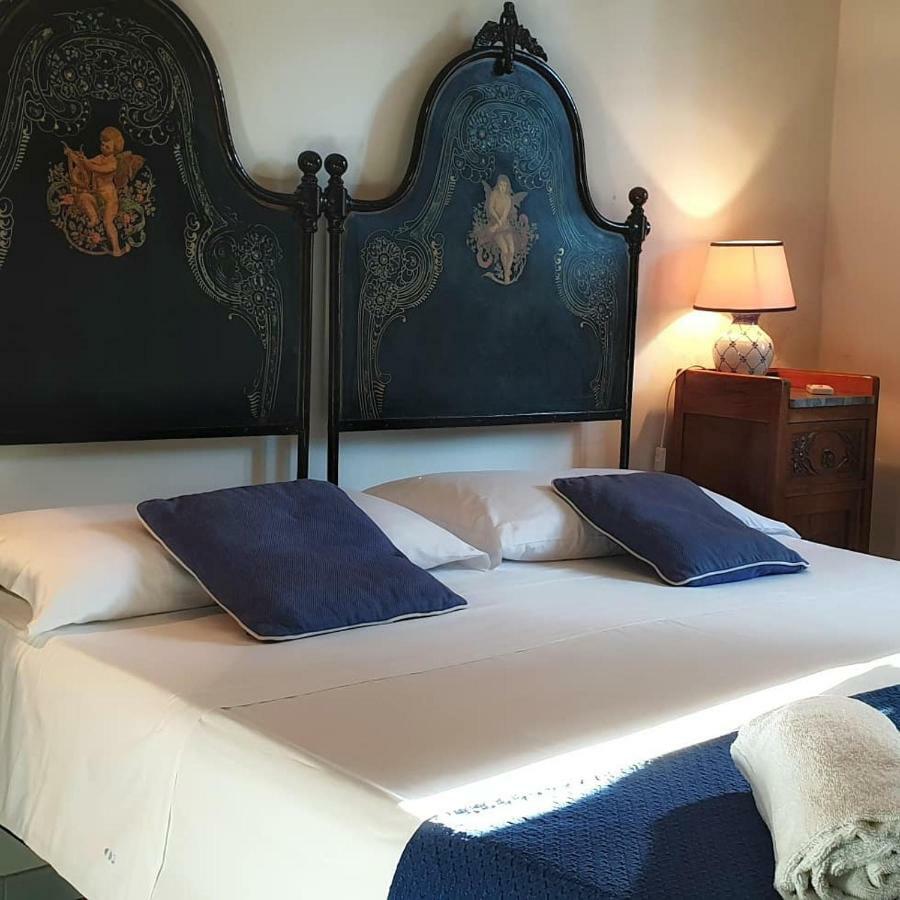 Villa Del Melograno Patti Buitenkant foto